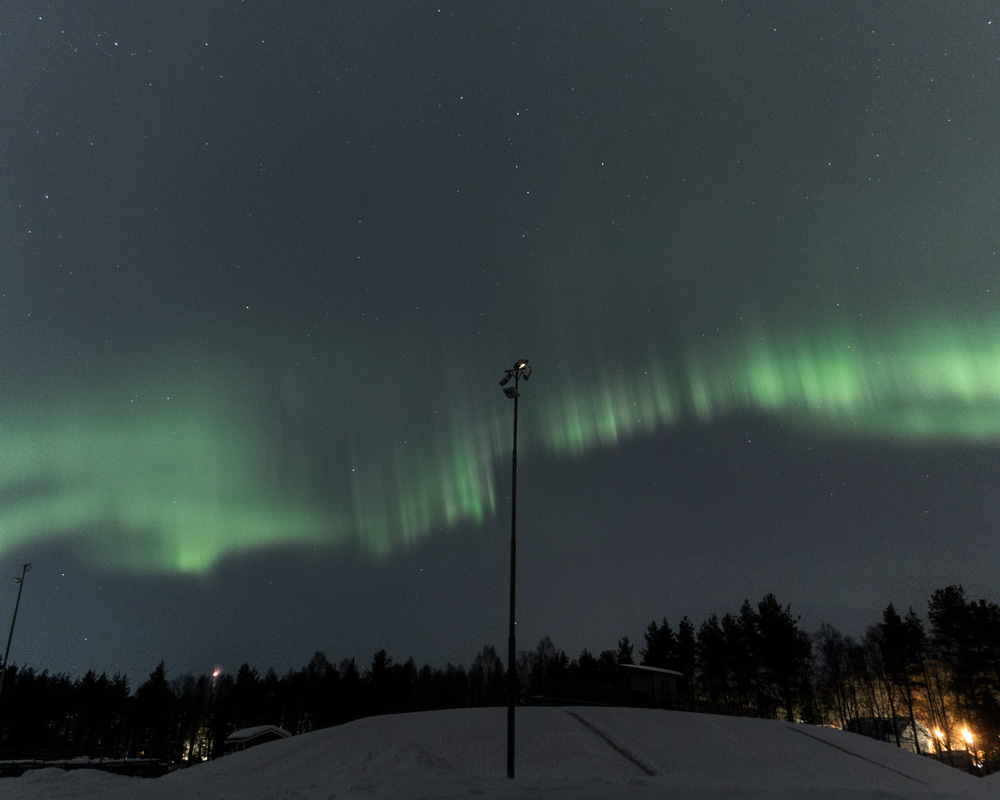 10.2.2020 northern lights at Rovaniemi city center.