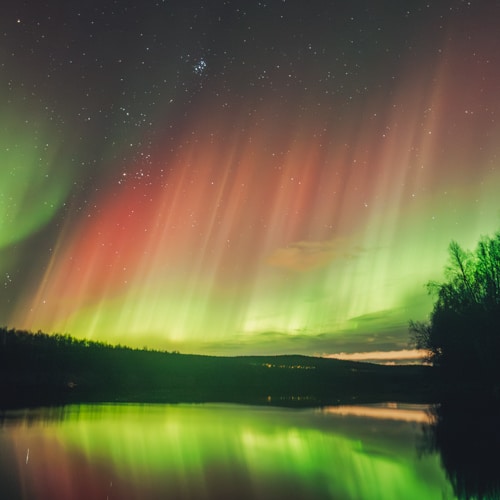 Red Northern Lights in Rovaniemi, Lapland